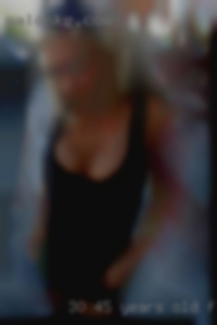 30-45 years old for time threesomes.