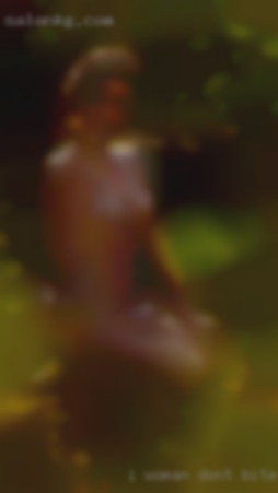 I woman dont bite......Hard nude ;).