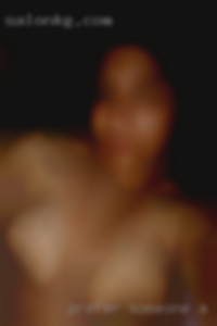 Prefer someone a bit younger girls than black me in Hagerstown Maryland.